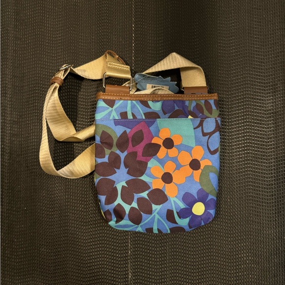 NWT Lily bloom crossbody bag - Picture 3 of 5